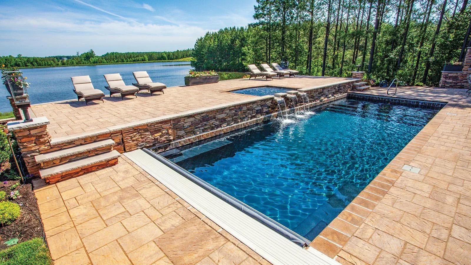 Leisure Pools Cincinati: greater Cincinati's trusted pool builders