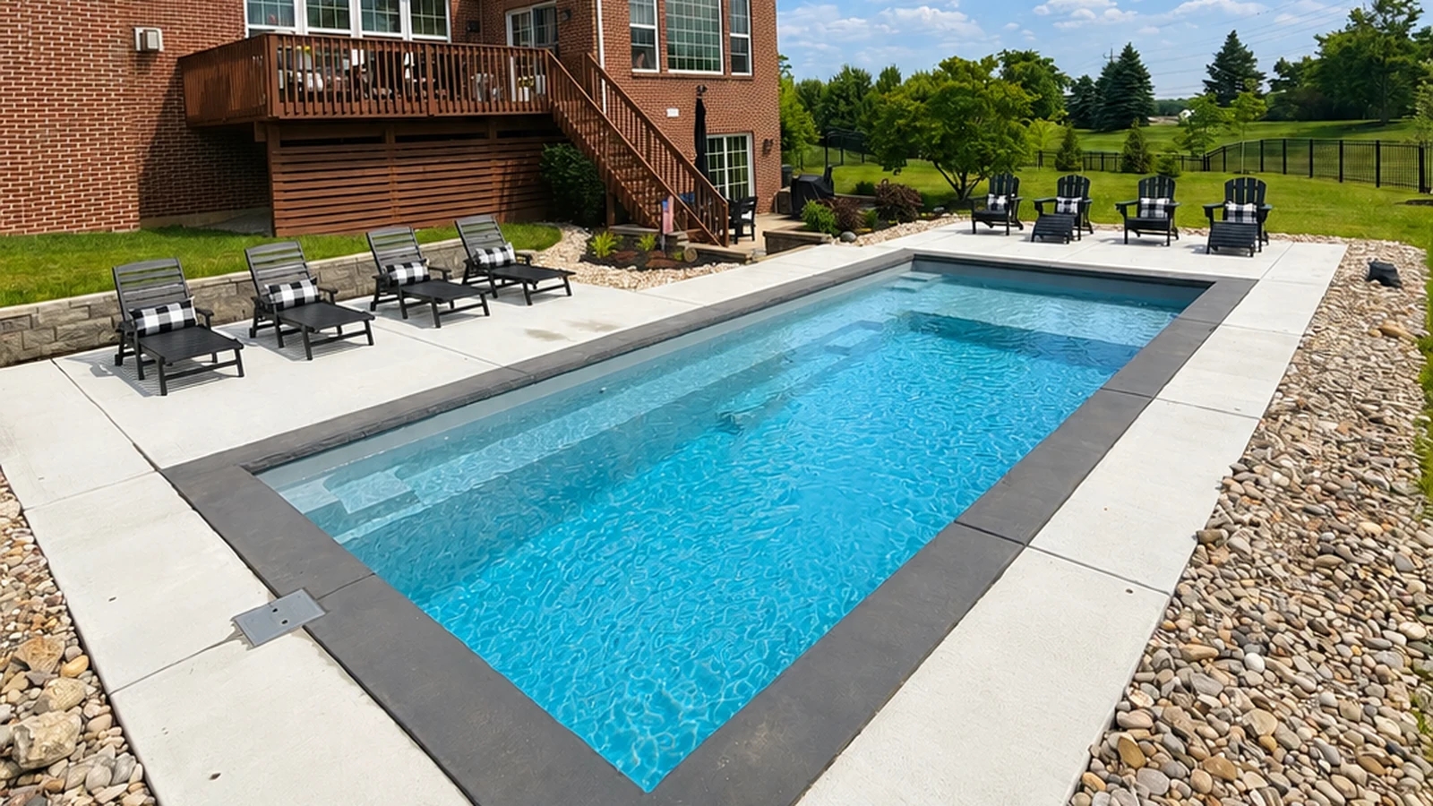 cincy-02-reflection-28-graphite-grey The Leisure Pools Reflection 28' in Graphite Grey